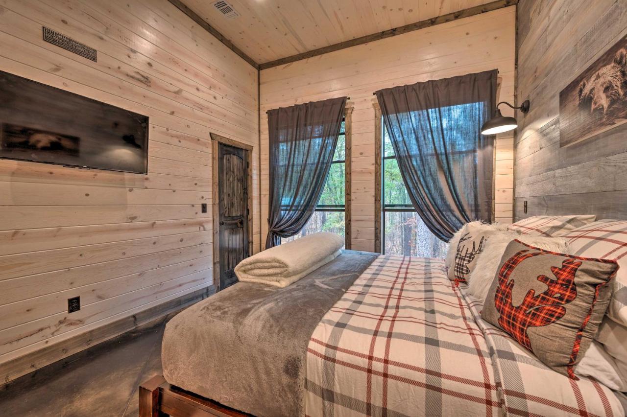 Luxury Cabin In The Woods With Hot Tub And Yard Games! Broken Bow Exterior foto